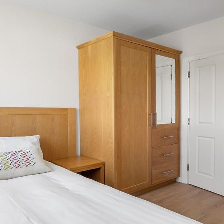 Clifden River View Apartment ภายนอก รูปภาพ