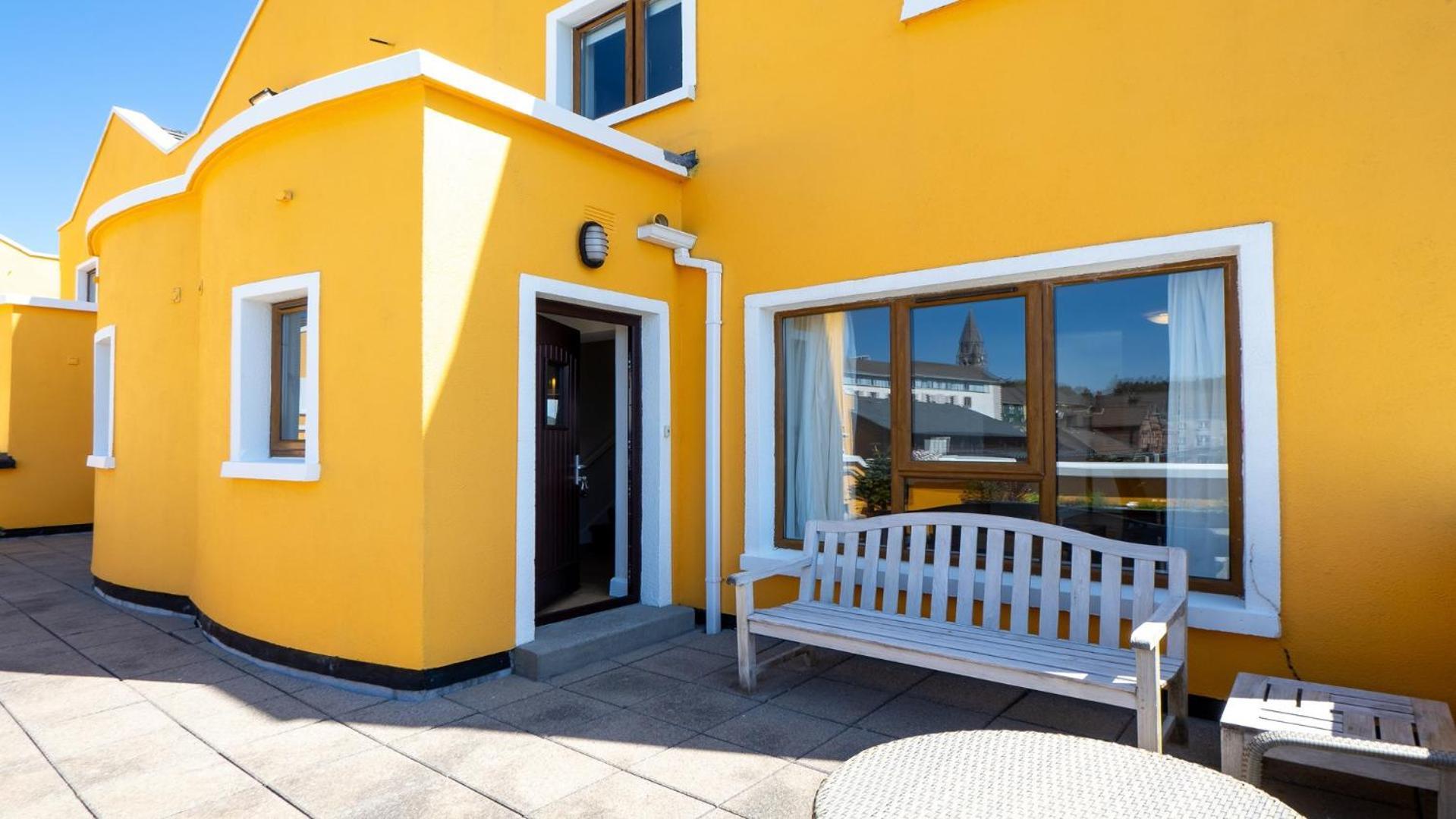 Clifden River View Apartment ภายนอก รูปภาพ